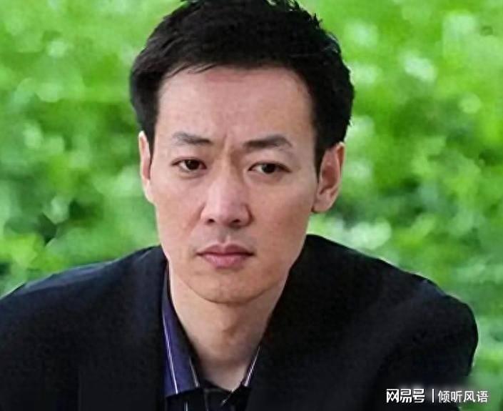 开云体育官方app下载-朱媛媛去世不到一年，52岁辛柏青现身春晚彩排，恶心的一幕出现了