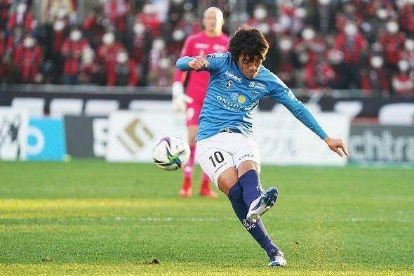 开云体育在线下载-44岁日本金左脚退役 亚洲杯击败国足夺冠2献助攻